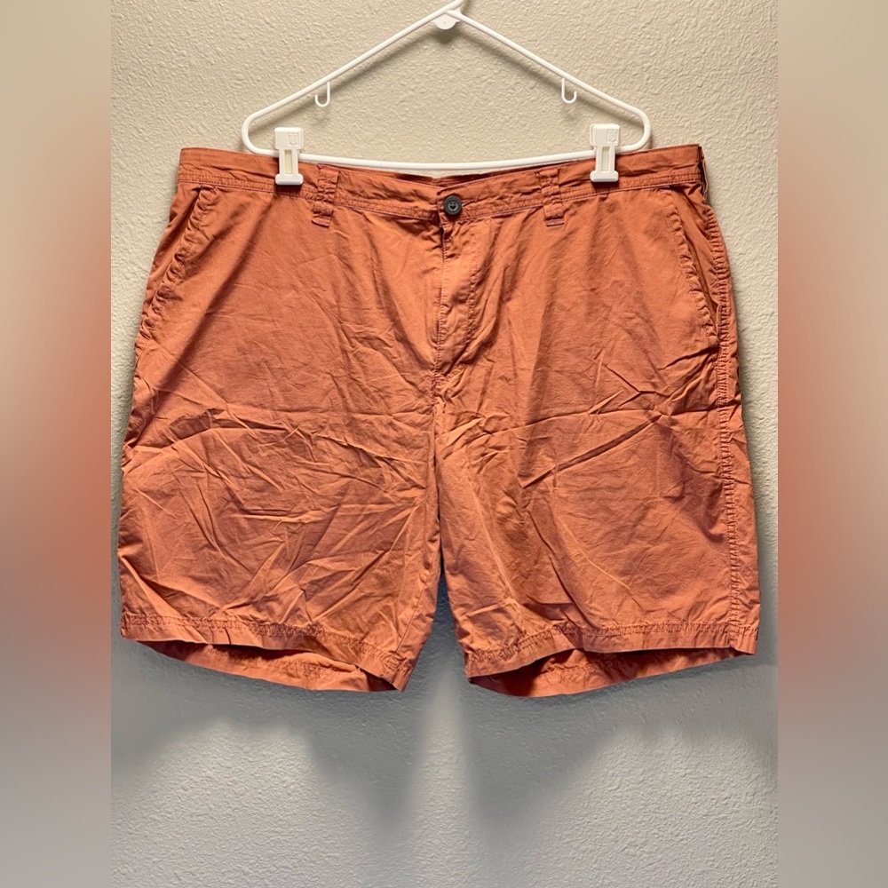 Columbia Mens Shorts 42x10 Pink/Salmon- Fishing